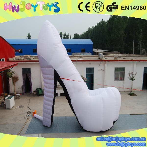 inflatable high-heel shoe model